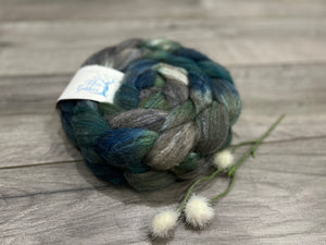 Grey Shetland/Silk - Drinking in the Bush