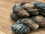 Worsted (Molly) - All Cheap and Debonair